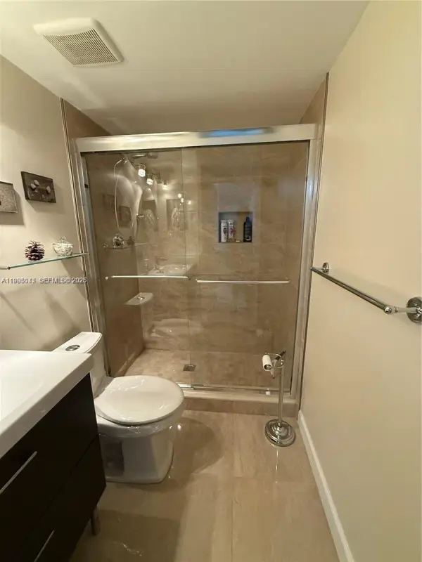 627 Waterside Drive, Unit 627, Hypoluxo, FL, 33462