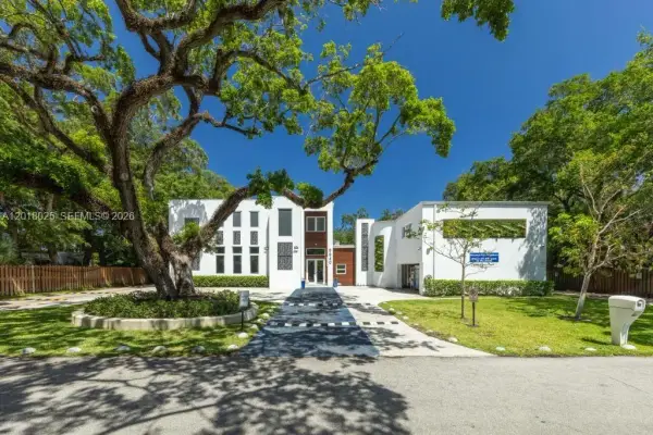 5940 SW 37th Avenue, Dania Beach, FL, 33312