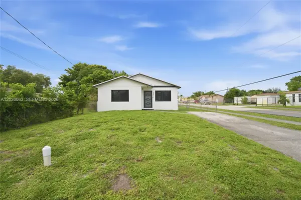 5001 SW 21st Street, West Park, FL 33023