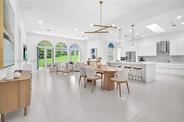 2163 Bay Court, Weston, FL 33326