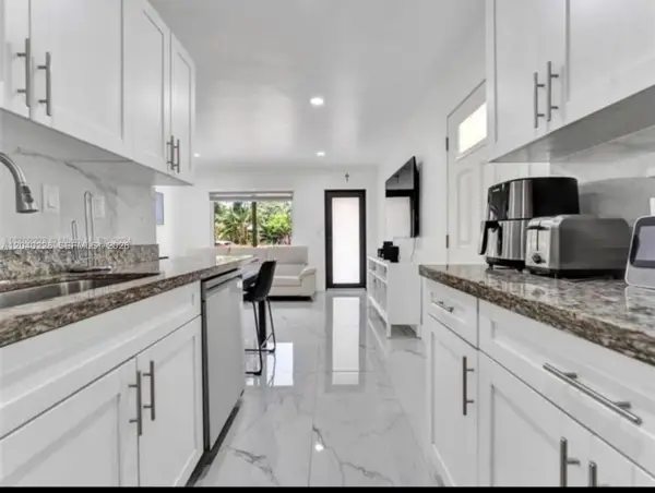 2730 NE 16th Avenue, Pompano Beach, FL 33064