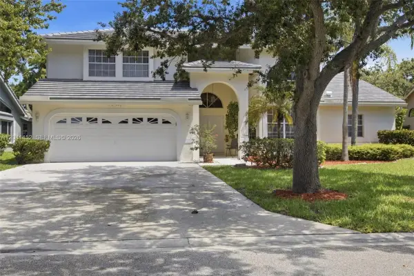 10431 NW 48th Manor, Coral Springs, FL 33076