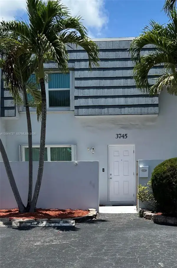 3745 SW 59th Avenue 124, Davie, FL 33314