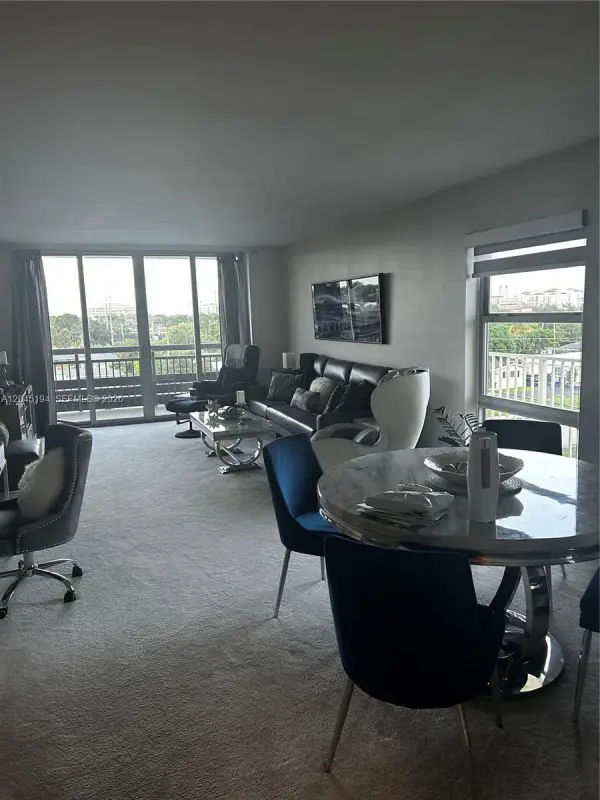 555 NW 4th Avenue 4250, Boca Raton, FL 33432
