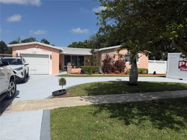 5190 SW 89th Avenue, Cooper City, FL 33328