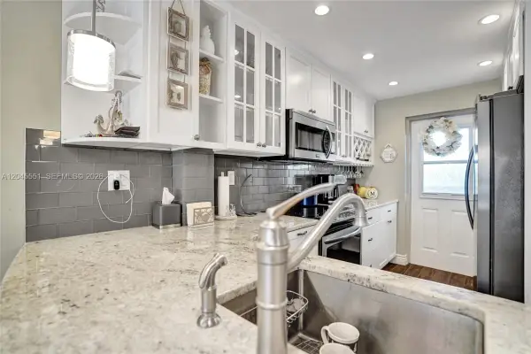 1301 E Hillsboro Boulevard 307, Deerfield Beach, FL 33441