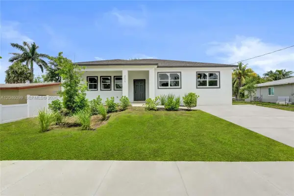 211 NW 14th Court, Dania Beach, FL 33004