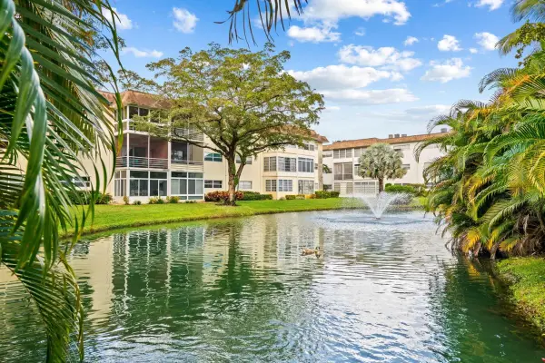 5151 W Oakland Park Boulevard 309, Lauderdale Lakes, FL 33313