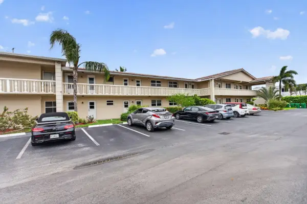 2115 NE 42nd Court 109n, Lighthouse Point, FL 33064