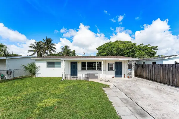 707 S Broadway, Lantana, FL 33462