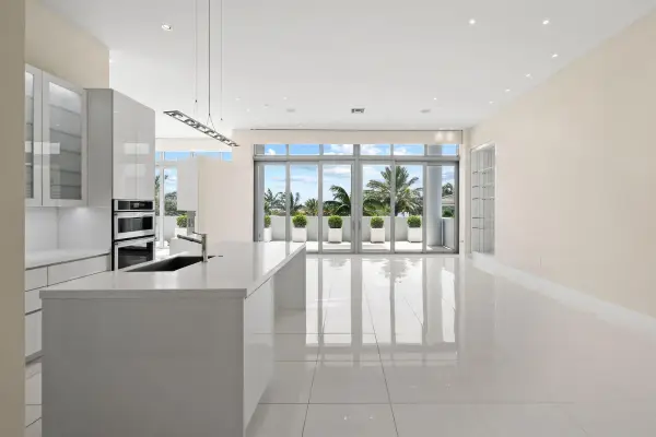 2 Water Club Way 301, North Palm Beach, FL 33408