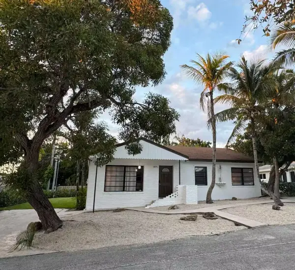 1875 Ridge Road, Juno Beach, FL 33408