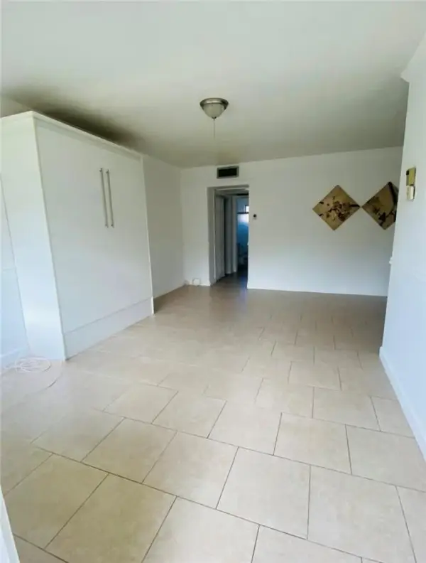 1450 Atlantic Shores Boulevard 212, Hallandale Beach, FL 33009