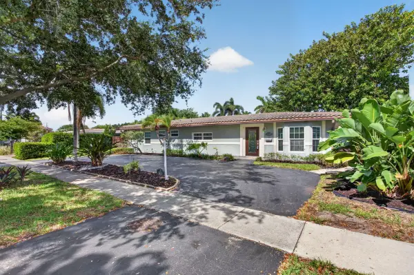4931 NE 27th Avenue, Lighthouse Point, FL 33064