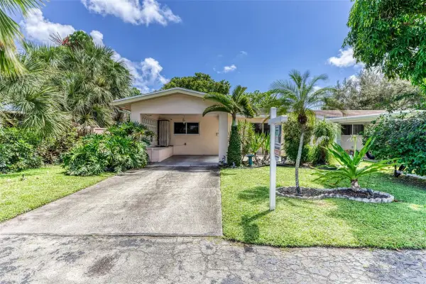 1676 NE 40th Street, Oakland Park, FL 33334