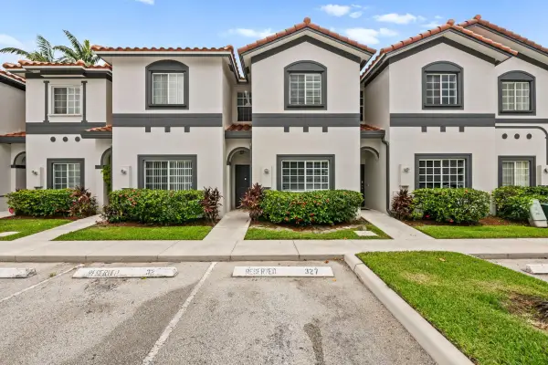 7920 Catalina Circle, Tamarac, FL 33321