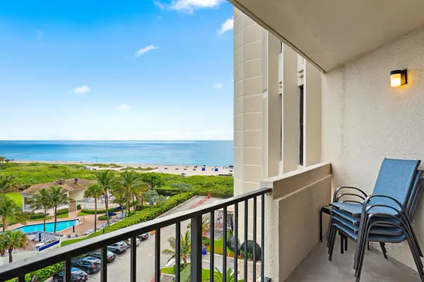 2800 N Ocean Drive B-7c, Singer Island, FL 33404
