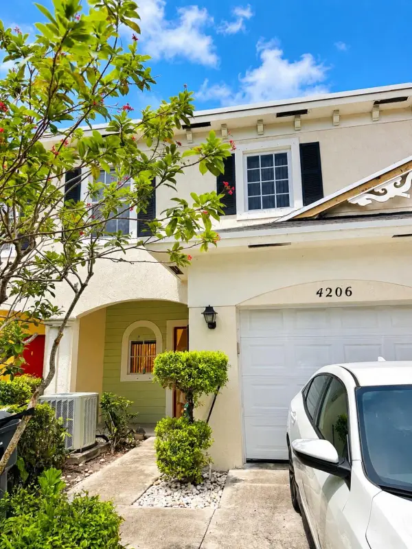 4206 Emerald Vista, Lake Worth, FL 33461