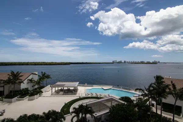 100 Lakeshore Drive 458, North Palm Beach, FL 33408