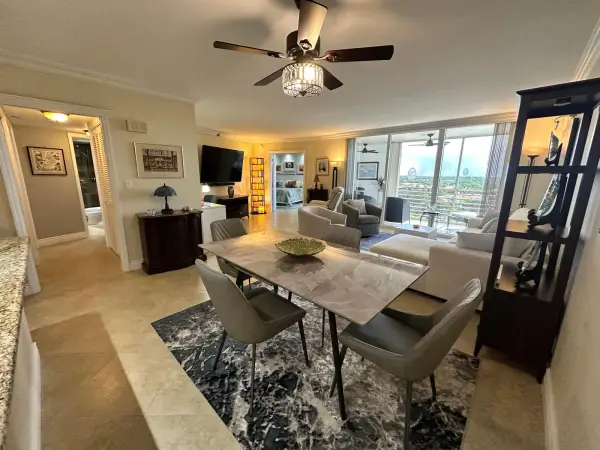 3507 Oaks Way 905, Pompano Beach, FL 33069