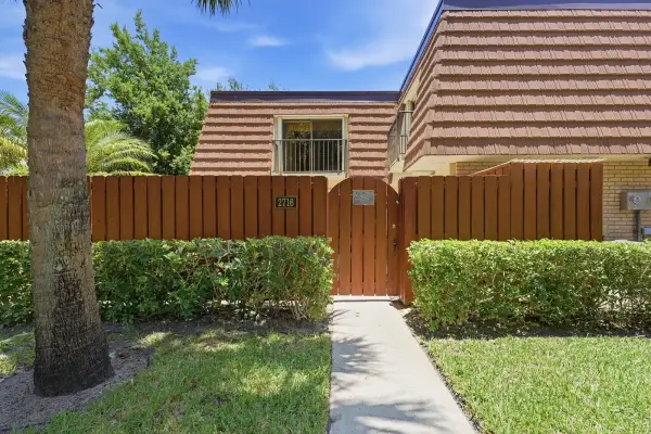 2716 27th Court, Jupiter, FL 33477