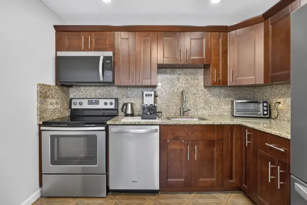 307 Wellington C, West Palm Beach, FL 33417