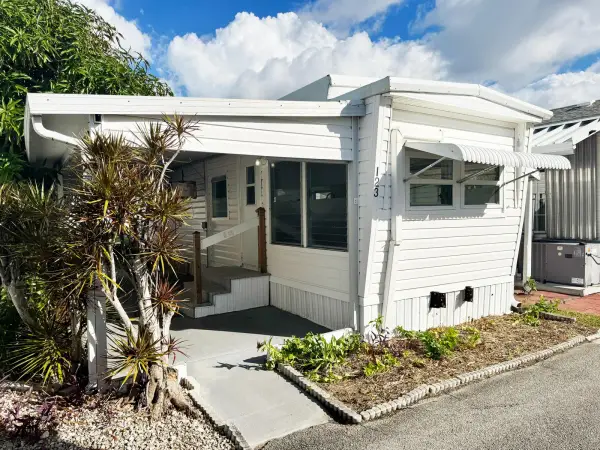 23 Hibiscus Drive I, Briny Breezes, FL 33435