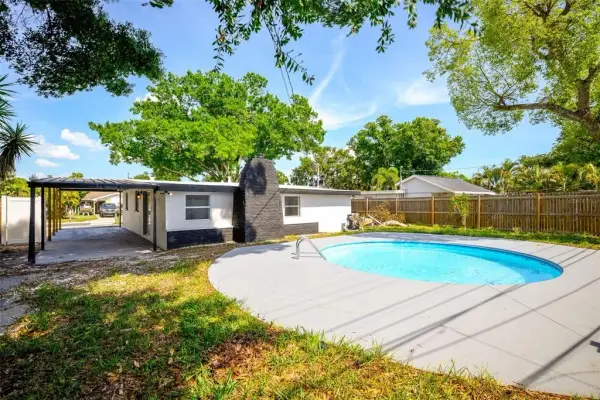 9596 Groveland Street, Seminole, FL, 33772