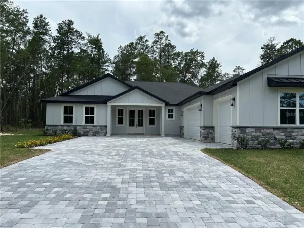 42 Village Center Drive, Homosassa, FL, 34446