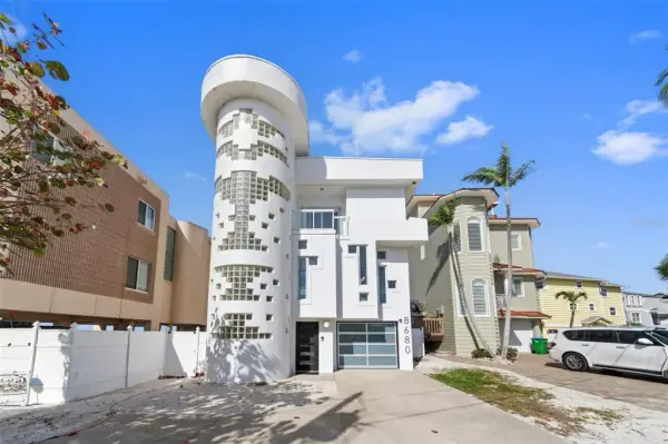 8680 W Gulf Boulevard, Treasure Island, FL, 33706