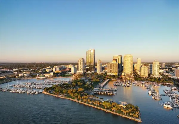 150 2nd Avenue S, Unit 2506, St Petersburg, FL, 33701
