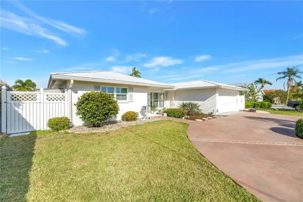12475 4th Street E, Treasure Island, FL, 33706