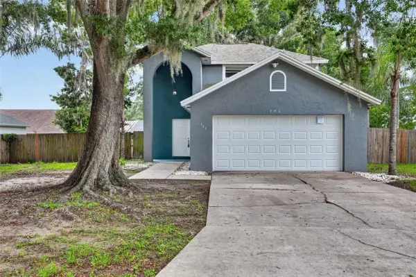 303 Sugar Creek Drive, Plant City, FL, 33563