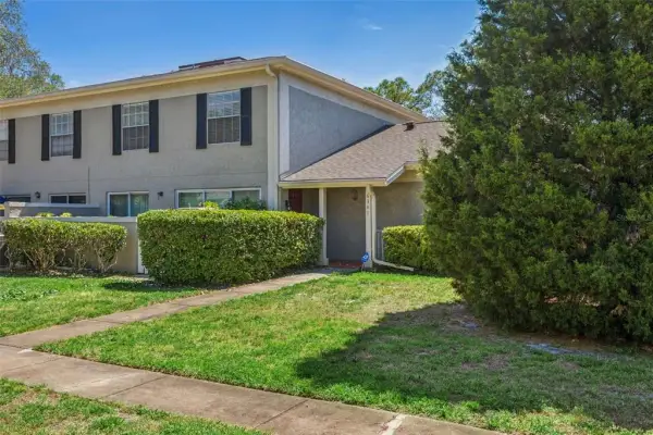 6341 Treetop Circle, Unit 6341, Temple Terrace, FL, 33617