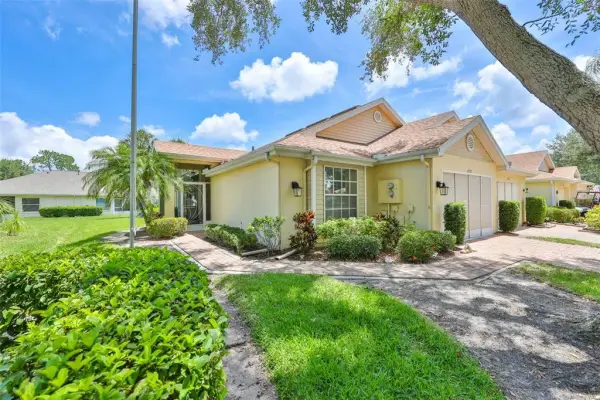 2429 New Haven Circle, Sun City Center, FL, 33573