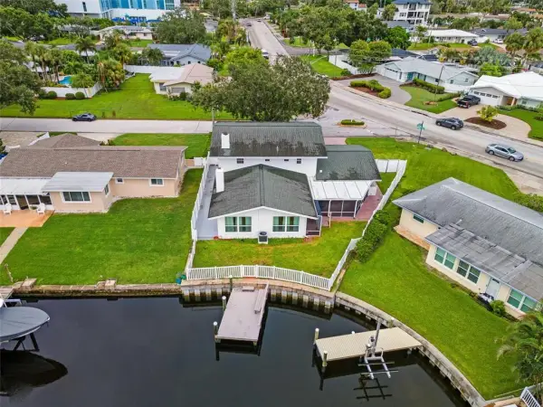 4000 14th Way NE, St Petersburg, FL, 33703