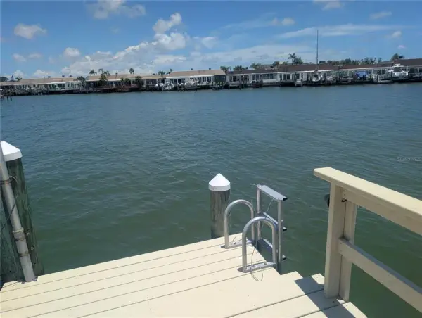 542 Boca Ciega Point Boulevard N, Unit 2108, Madeira Beach, FL, 33708