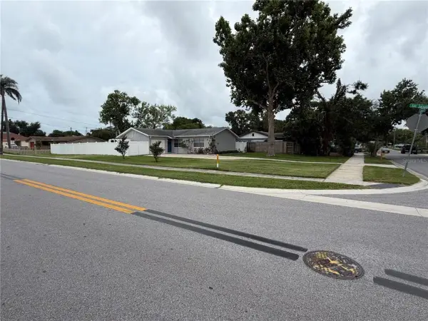 820 San Salvador Drive, Dunedin, FL, 34698