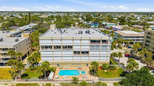 2 15th Avenue, Unit 401, Indian Rocks Beach, FL, 33785