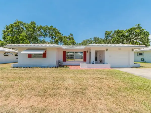 14245 93rd Avenue, Seminole, FL, 33776
