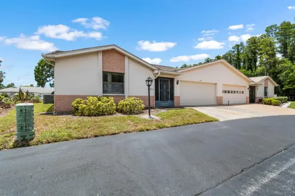 1760 Atrium Drive, Sun City Center, FL, 33573