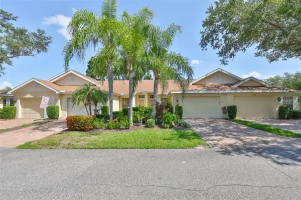 2411 New Haven Circle, Unit 70, Sun City Center, FL, 33573