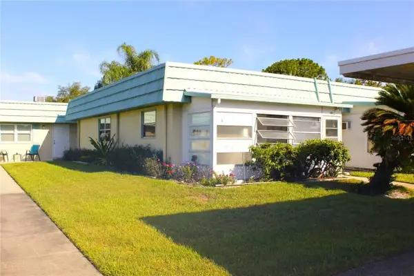 101 Cambridge Trail, Unit 194, Sun City Center, FL, 33573