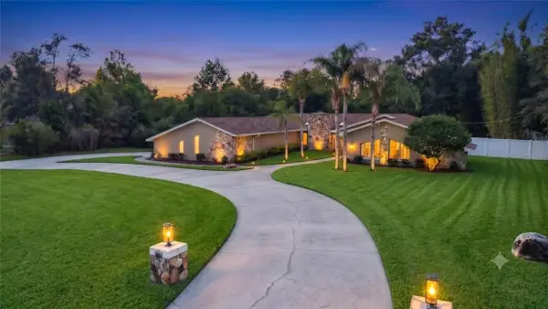7487 River Country Drive, Weeki Wachee, FL, 34607