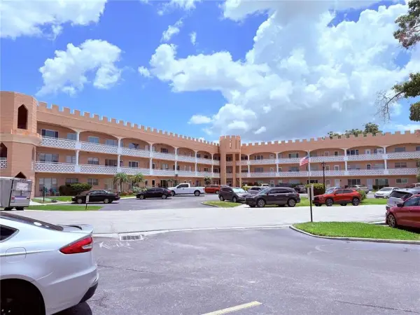 2457 Ecuadorian Way, Unit 17, Clearwater, FL, 33763