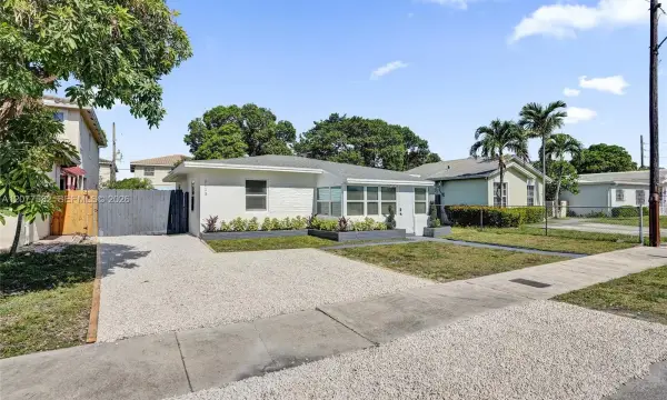 Address Withheld, Fort Lauderdale, FL 33311
