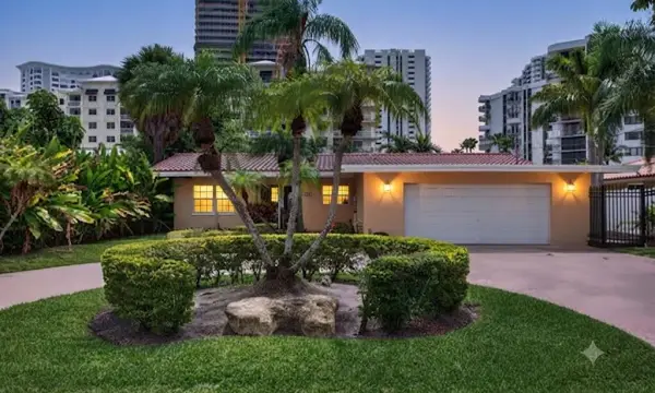 1390 E Terra Mar Drive, Pompano Beach, FL 33062
