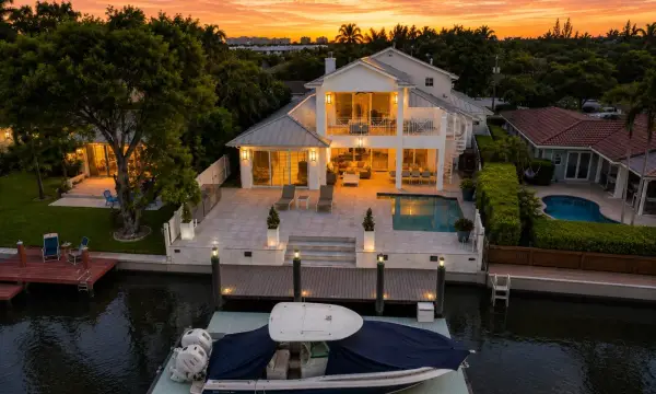 2009 NE 21st Street, Fort Lauderdale, FL 33305