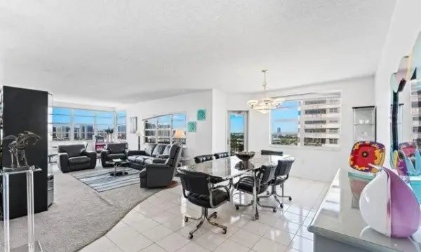 1980 S Ocean Drive 18q, Hallandale Beach, FL 33009