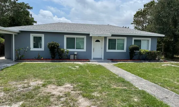 1038 Macy Street, West Palm Beach, FL 33405